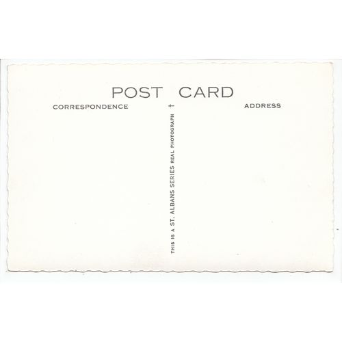 Walpole Bay Cliftonville Kent RP Postcard 27025