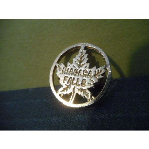 Niagara Falls Lapel Pin