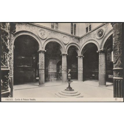 Cortile di Palazzo Vecchio, Firenze, c.1920s - Foto Cartolina