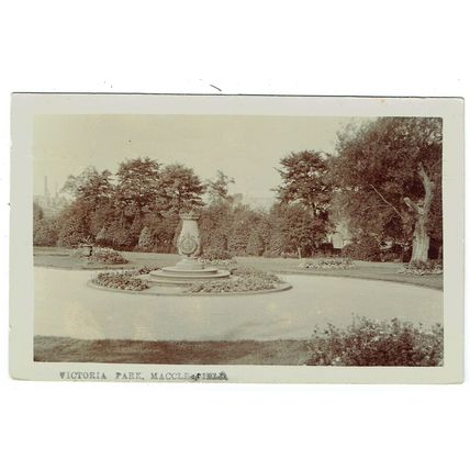 Cheshire postcard Victoria Park Macclesfield
