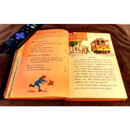 Old Vintage Basic Reader Looking Ahead By Paul McKee And Others 1950