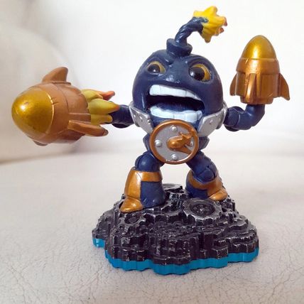 SKYLANDERS : COUNTDOWN : SWAP FORCE FIGURE *