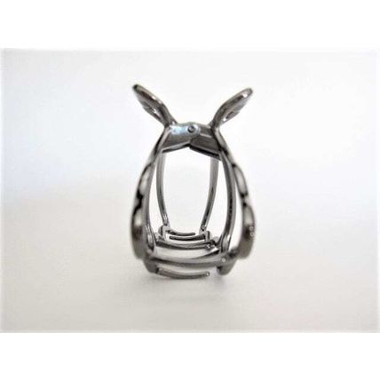 Dark silver tone butterfly shaped metal hair claw clip