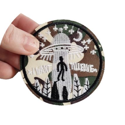 Iron On Patch Round Alien Abduction Camouflage Sew Embroidered Badge 7.5cm P649