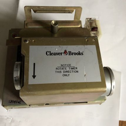 Cleaver Brooks CB 20,Honeywell R4140G 1023,CB20,CLEAVER BROOKS 833-2200,EA