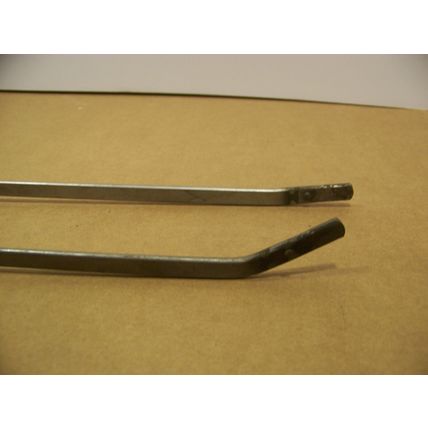 1966 CHRYSLER NEW YORKER WINDSHIELD WIPER ARMS NEWPORT 300 1967 C-BODY
