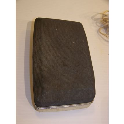 NORELCO SPEEDSHAVER W/ FLOATING HEADS & CASE VINTAGE