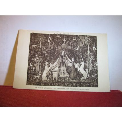LA DAME A LA LICORNE. FRENCH TAPESTRY, MUSEE DE CLUNY, FRANCE unused postcard =