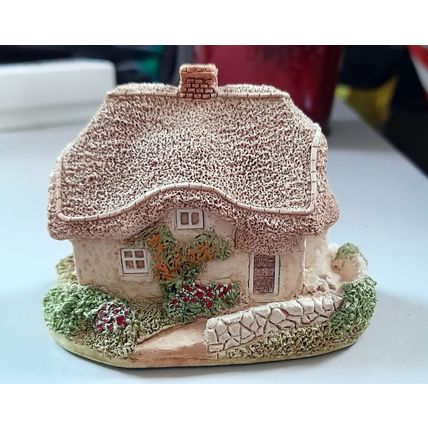 Lilliput Lane : Clover Cottage