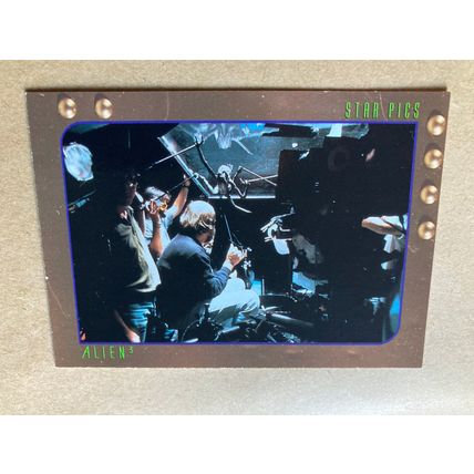 Alien3 Base trading card # 56 Ceiling Maneuvers (A) 1992 Star Pics Dark Horse