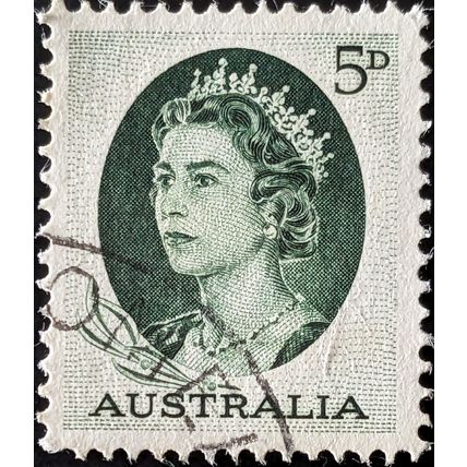 STAMP AUSTRALIA SG354 1963 5d Queen Elizabeth II Used