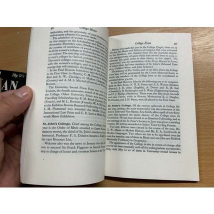 1972 "OXFORD SOCIETY" VOLUME 24 #3 SMALL ILLUSTRATED PAPERBACK BOOK (LL)