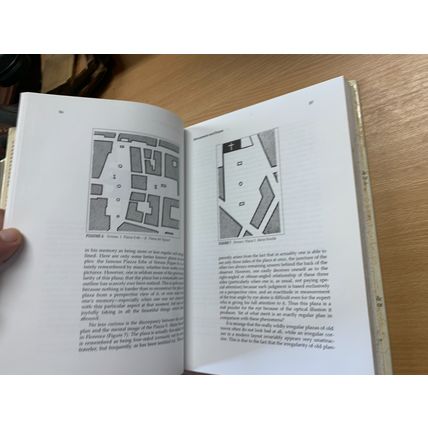 1987 "THE PUBLIC FACE OF ARCHITECTURE" ILLUSTRATED USA 1.3kg HARDBACK BOOK (P7)