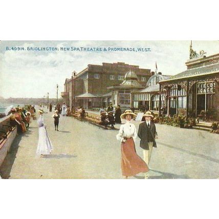 Yorkshire BRIDLINGTON New Spa Theatre Postcard (Celesque B.40914)