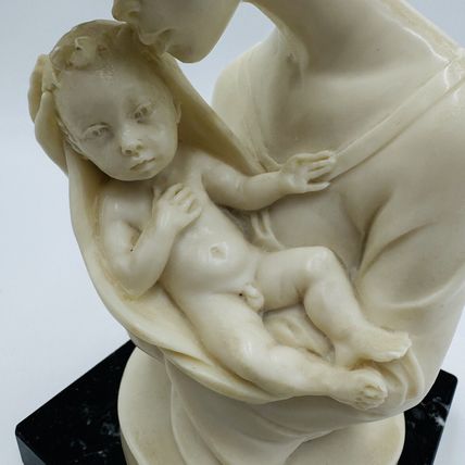 A. Santini Mother & Child Alabaster Sculpture Classic Figurine 7.5” Italy Vtg