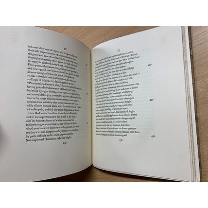 1930 ROBERT BRIDGES "THE TESTAMENT OF BEAUTY" LARGE HARDBACK BOOK (P4)