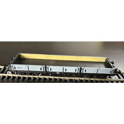 2 x Oxford Rail Pilchard Wagons in BR Black OR76PIL001/2 Nos Db990099 & Db990092