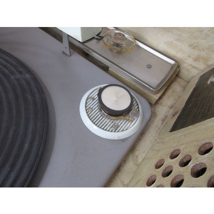 Antique RCA Victor SHP-13 Dual Amplifier Stero-Orthoponic Vinyl Record Player