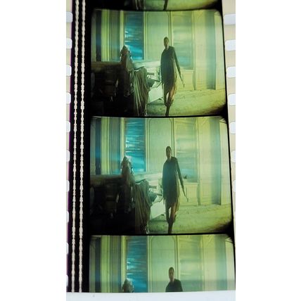 Blade Runner Pk EZV - C073u. 1 STRIP OF 5 - 35MM FILM CELLS