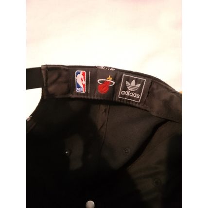 Adidas NBA Miami Heat Logo Baseball Cap Hat Snapback Adjustable Back