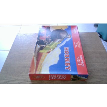The Hornby Railway: No. 4086 'Builth Castle' Jigsaw Puzzle (1000 Piece) 2015