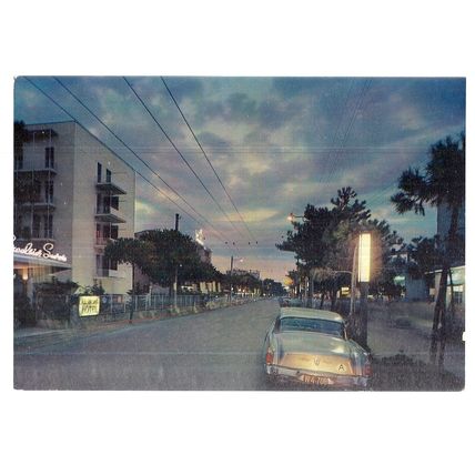 AVENUES , RIMINI, ITALY unused postcard =