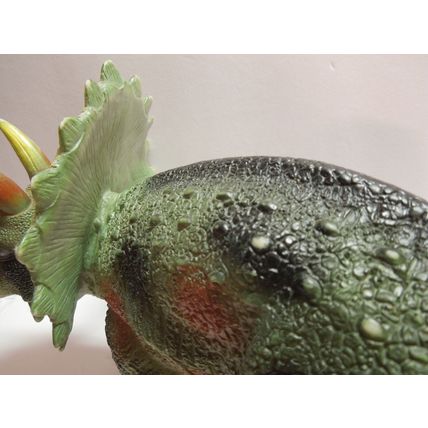 Realistic Soft Plastic Triceratops Dinosaur Figurine 17 inches long! 2009