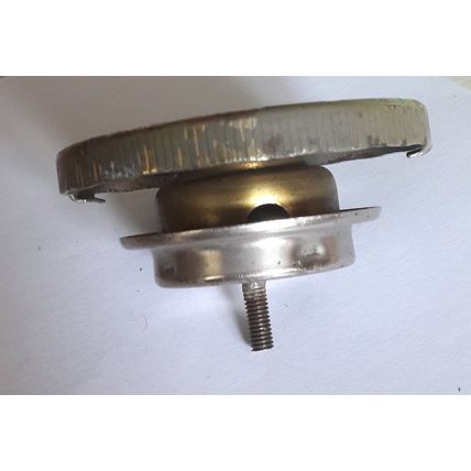 LATE 1940s/50s RADIATOR PRESSURE CAP. AC # RB-5 - J2