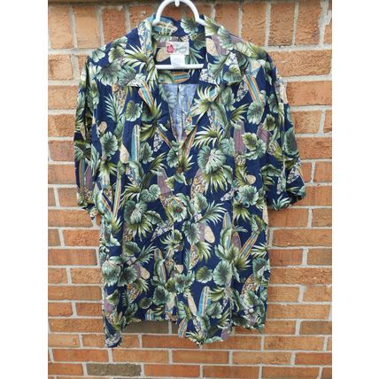 Hilo Hattie XXL Hawaii Surfboards and Tropical Folage