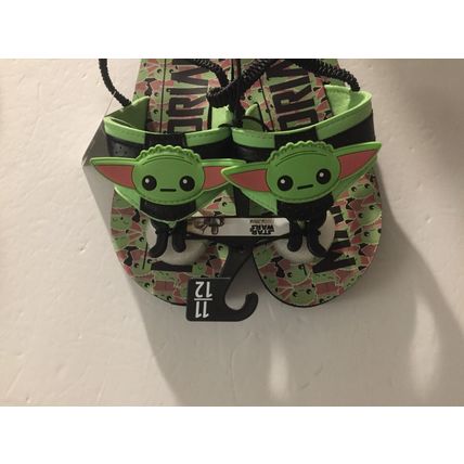 NEW Star Wars Toddler Boys Mandalorian Flip Flops, Size 11/12
