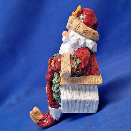 SANTA CLAUS Christmas STOCKING HOLDER Mantel Hanger Wreath Hook Resin