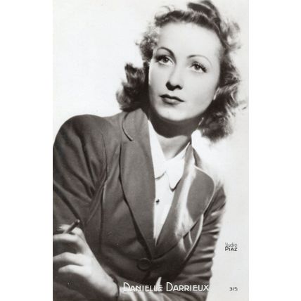 Danielle Darrieux French Film Actress 315 RARE Studio Piaz Photo Postcard