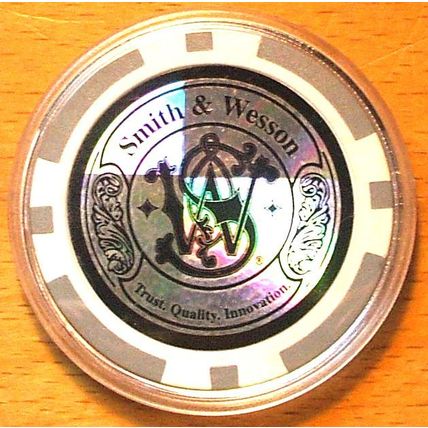(1) Smith & Wesson Gray Poker Chip Golf Ball Marker - Hologram Type Finish