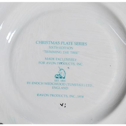 Avon Christmas Plate Series - 1978 - Trimming the Tree - by Enoch Wedgwood