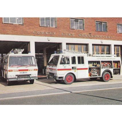 HCB Angus CSV Type 8 Water Tender Bedford Fire Engine Brigade Postcard