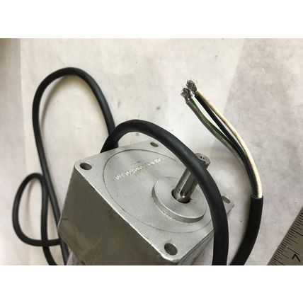 ORIENTAL MOTOR FPI425S-180 Water Proof Motor FPI425S 180,200/220V,0.25A,EP