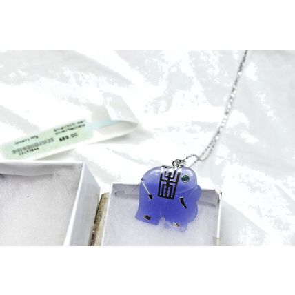Purple elephant pendant with small green Emerald Like eye Italy silver & chain