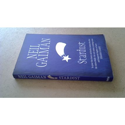 STARDUST. Neil Gaiman. (Paperback) 1999
