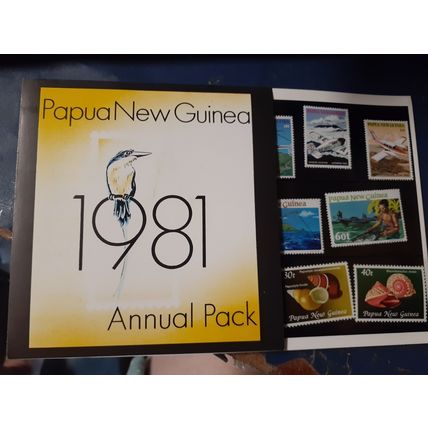 (F217-48) 1981 Papua New Guinea stamp pack PNG annual pack