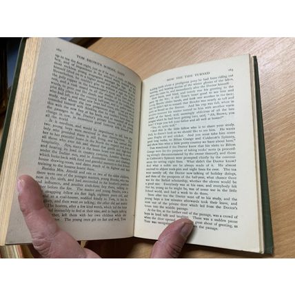 1917 THOMAS HUGHES "TOM BROWN'S SCHOOL DAYS" ILLUSTRATED HARDBACK BOOK (P3)