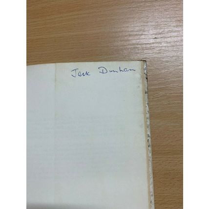 1985 DAVID HUGHES "THE PORK BUTCHER" FICTION HARDBACK BOOK (P4)