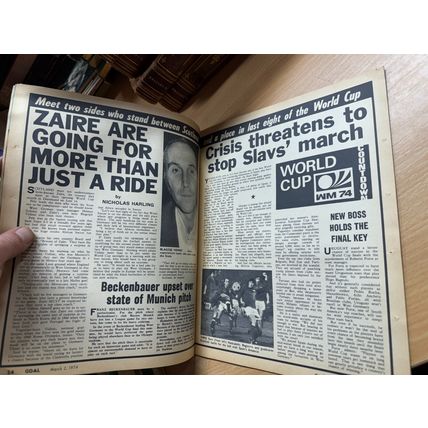 GOAL MAGAZINE #283 2 MAR 1974 UK FOOTBALL MAG - LEEDS STRIKE FORCE COVER (LL)