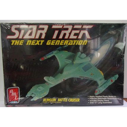 STAR TREK The Next Generation ' KLINGON BATTLE CRUISER model ship ( 1991 ) amt
