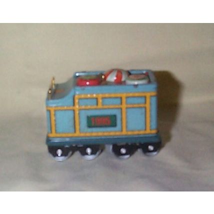 1994, 1995 Hallmark Yuletide Central Tin Train Cars, Engine & Tender Car