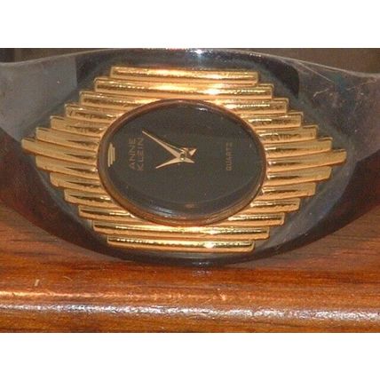 Pre-Owned Women’s Anne Klein 11/7519 Analog Fashion Dress Watch (For Parts)