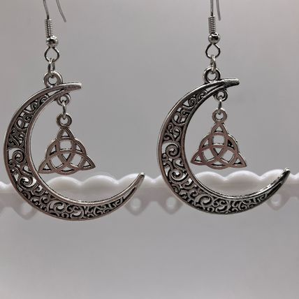 Earrings Hollow Moon Design Retro Elegant Dangle #572