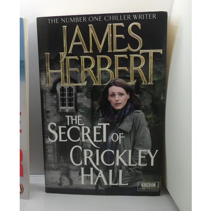 The Secret of Crickley Hall by James Herbert PB TPB TV cover Pan 2012 VG