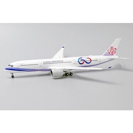 A350 CHINA AIRLINES 60TH ANV FLAP DOWN REG:B-18917 ANTENNA JCWINGS XX4168A 1/400