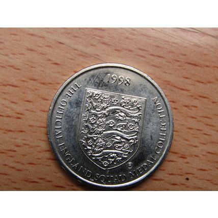 David Beckham The Official England Squad Medal Collection 1998 Sainsburys(e767)