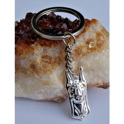 DOBERMAN PINSCHER METAL KEY RING IN VELVET GIFT BAG DOBIE KEY CHAIN